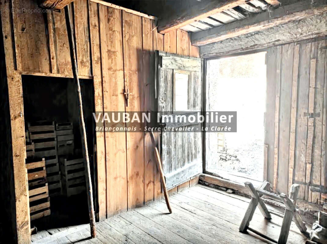 Maison à VAL-DES-PRES