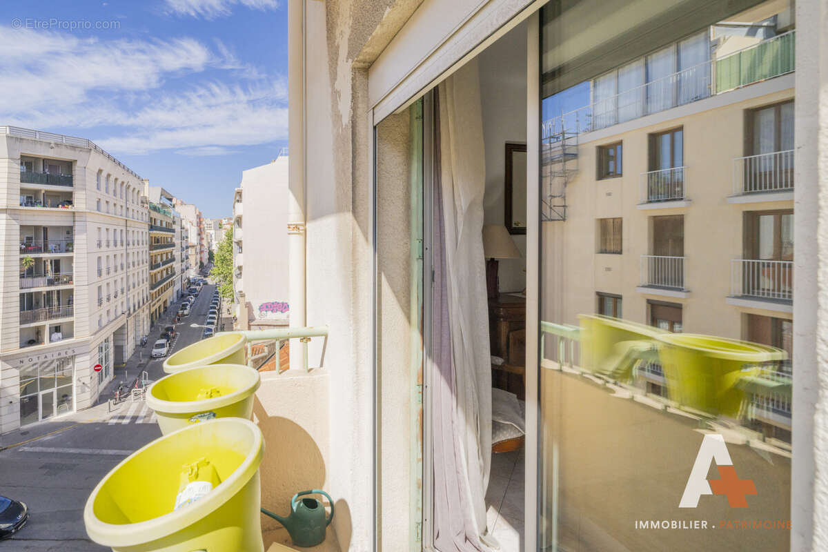 Appartement à MARSEILLE-7E