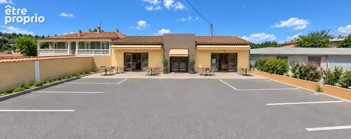 Commerce à LE BEAUSSET