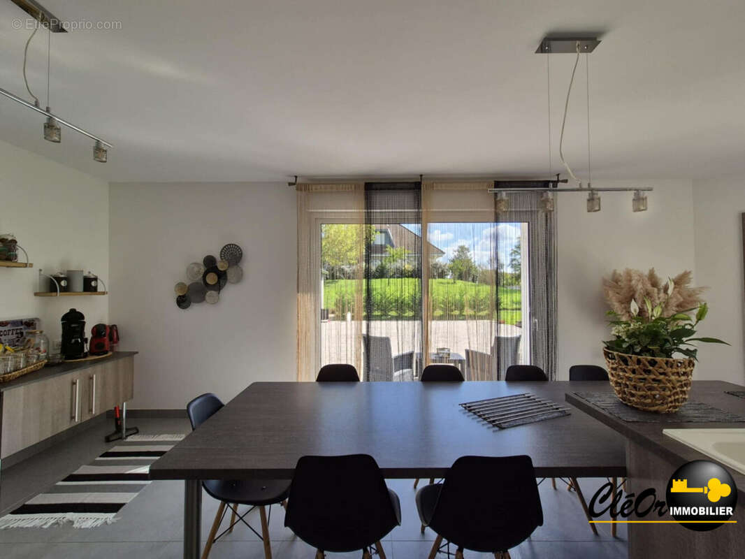 Maison à SAINT-GERMAIN-DU-PLAIN