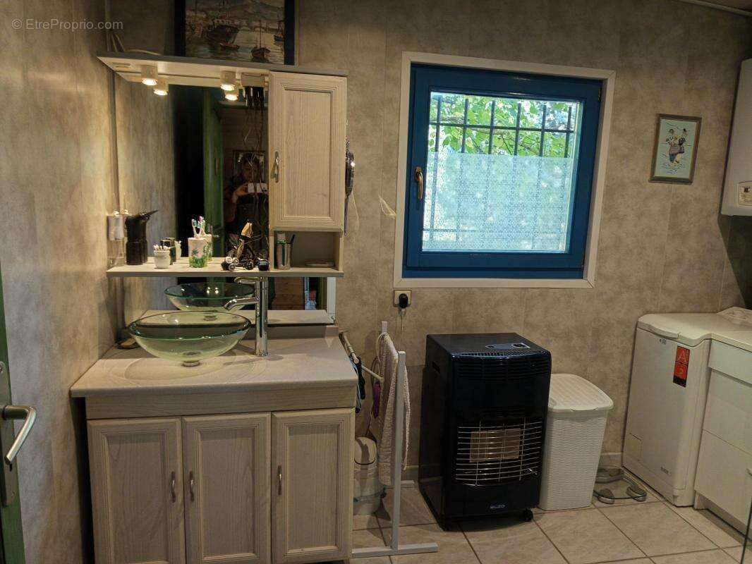 Maison à CAUDIES-DE-FENOUILLEDES