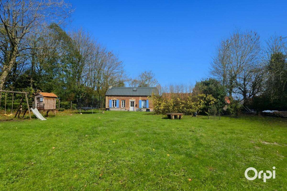 Maison à VIEILLE-EGLISE