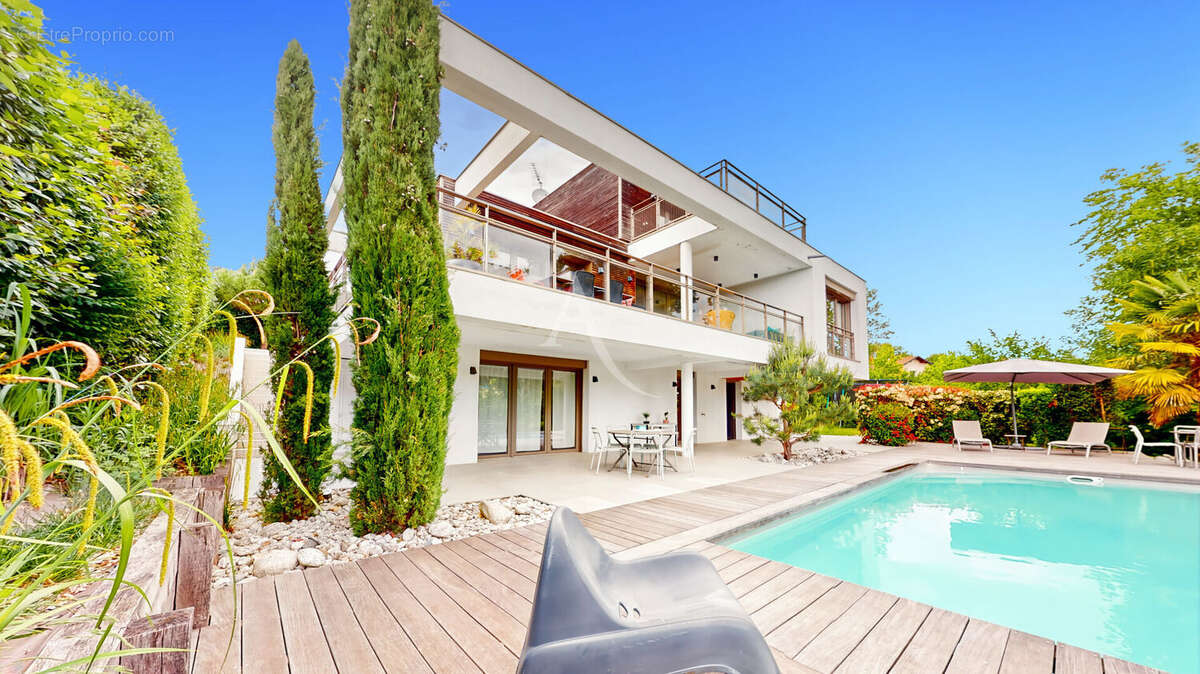 Maison à ARGONAY