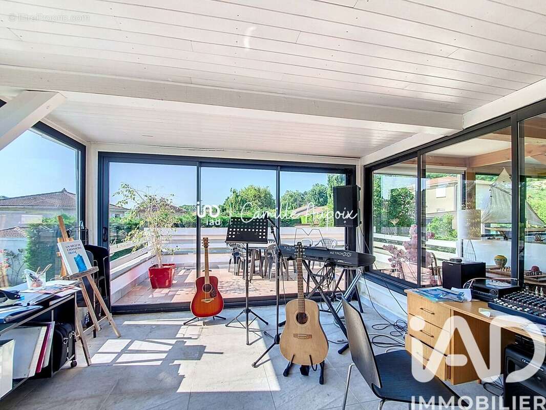 Photo 3 - Maison à SATHONAY-VILLAGE