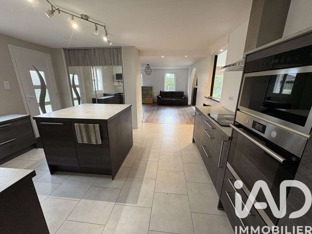 Photo 3 - Maison à MARBEUF