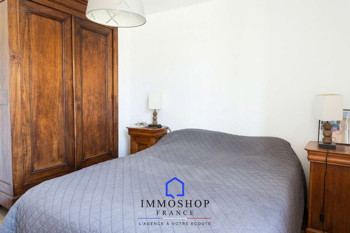 Appartement à MARSEILLE-9E