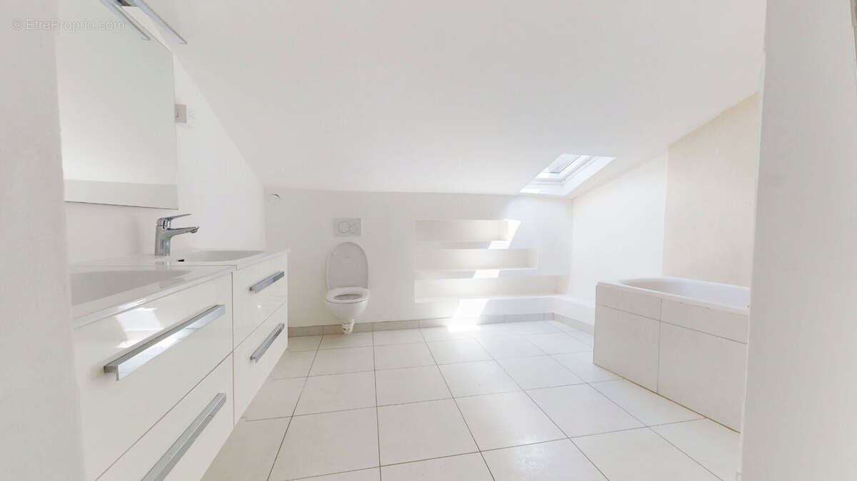 Appartement à VILLEFRANCHE-SUR-SAONE