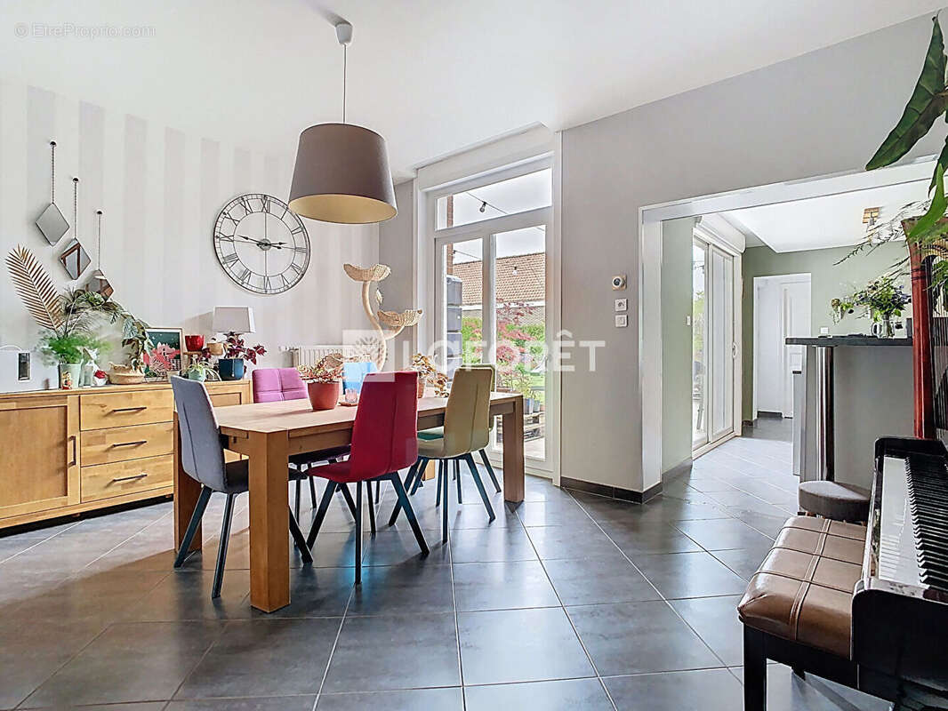 Maison à STEENBECQUE