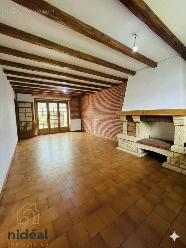 Maison 80 m² à Louvroil  - photo 2