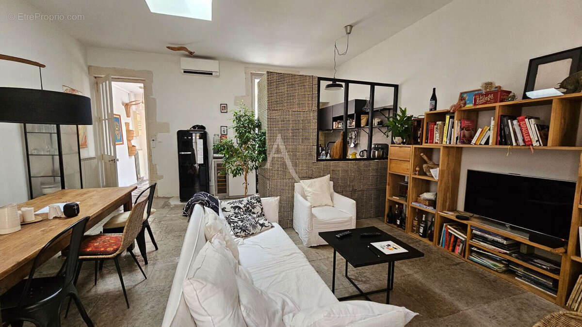Maison Nimes 4 pièce(s) 98.71 m2 - photo 2