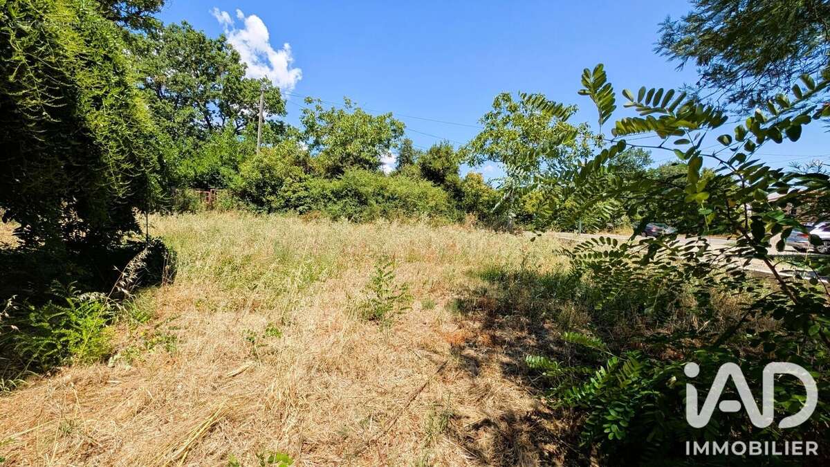 Terrain 550 m² à Bruguieres  - photo 3