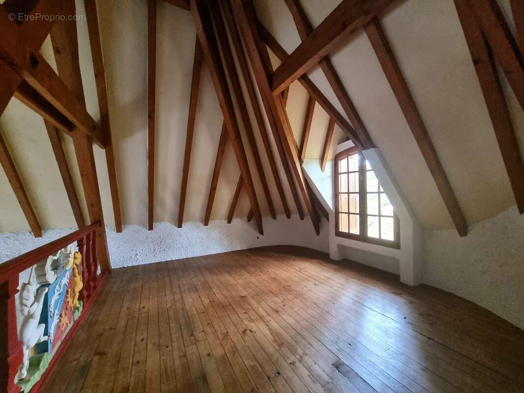 Maison à LABARTHE-SUR-LEZE