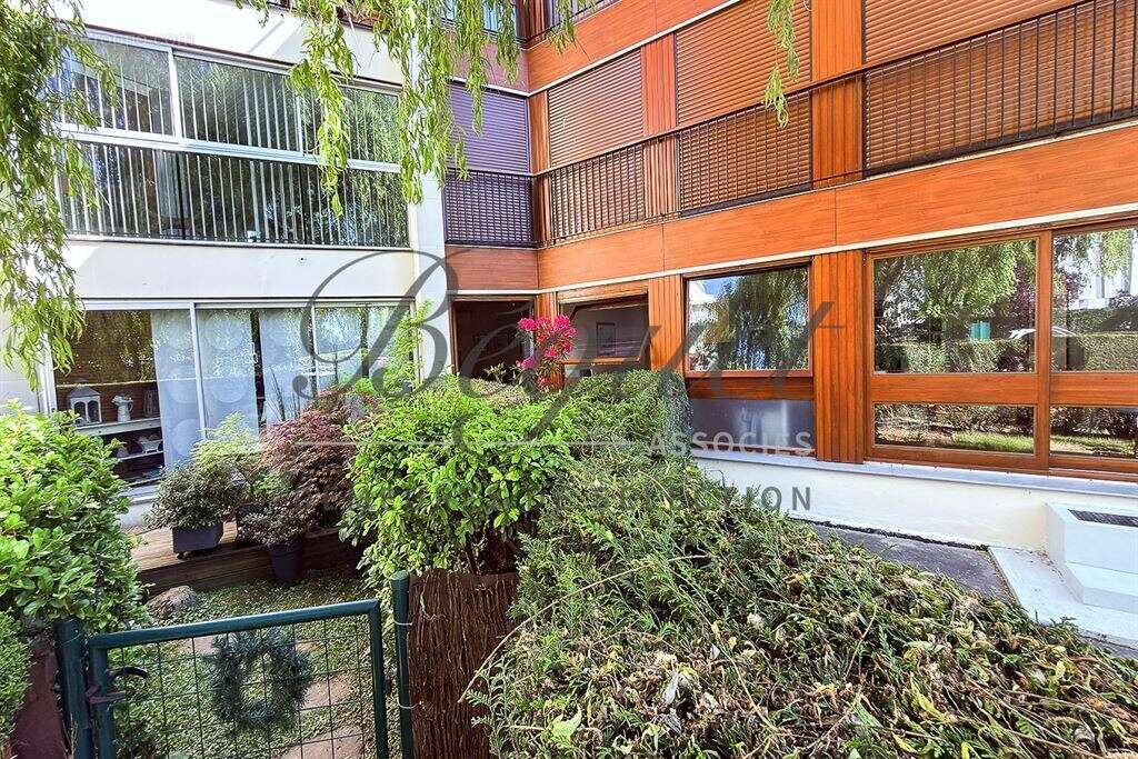 Appartement à LE CHESNAY