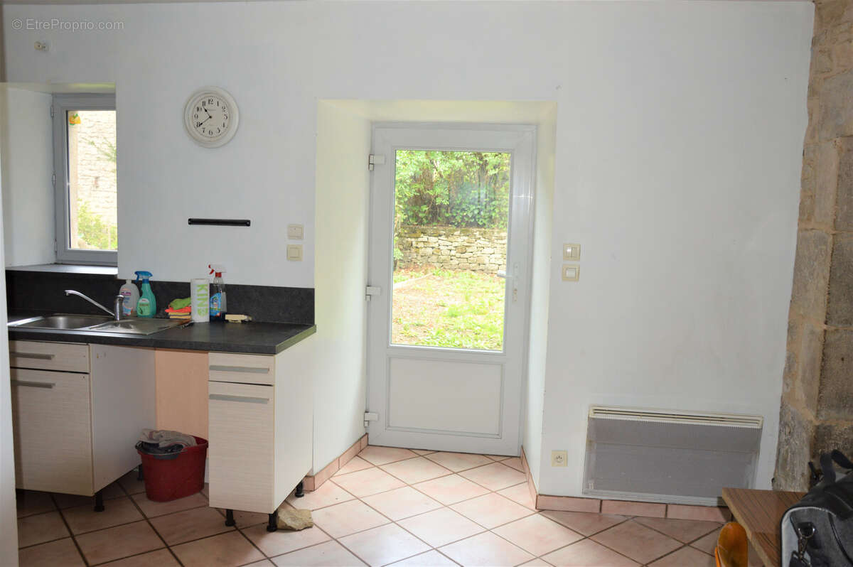 Maison à SEVERAC-LE-CHATEAU