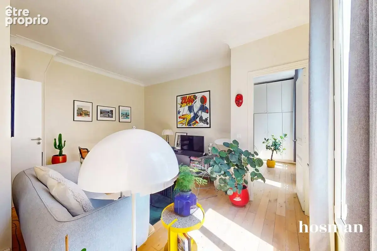 PARIS 9 - RUE DE TREVISE - Magnifique appartement 2 pièces très lumineux et calme - photo 3