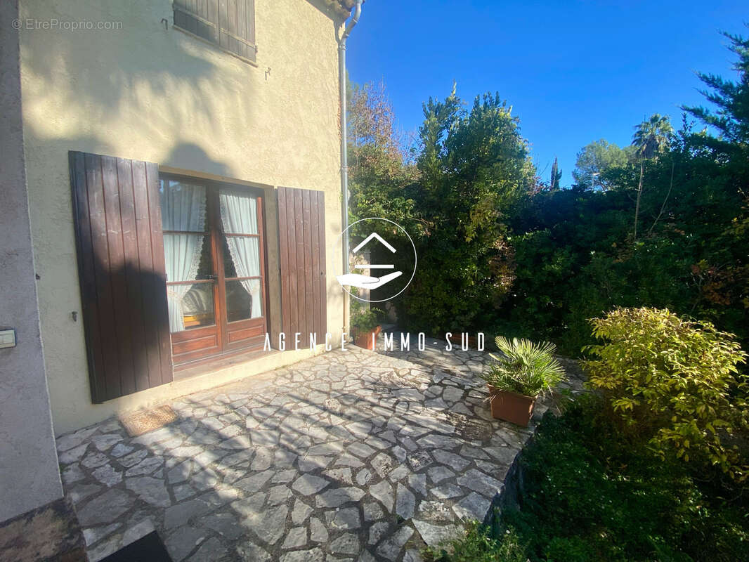Maison à LA COLLE-SUR-LOUP
