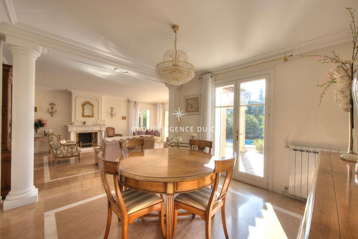 Maison à SAINT-RAPHAEL