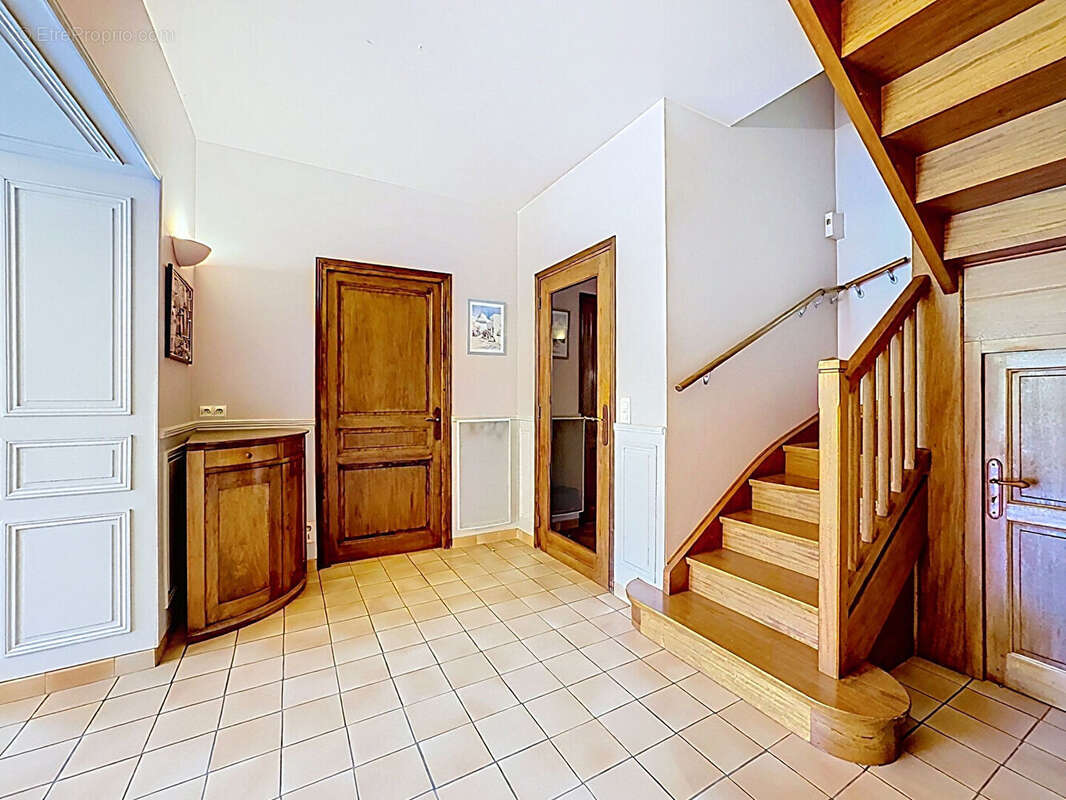 Maison à LES ANGLES