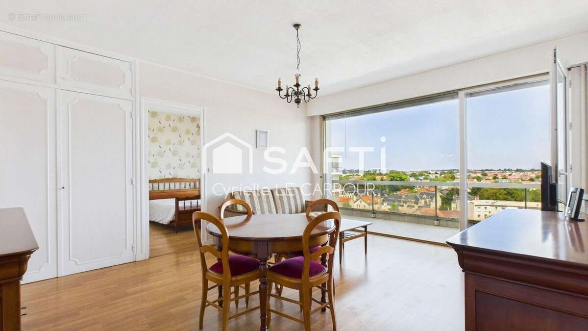 Appartement 57 m² à La Rochelle  - photo 3