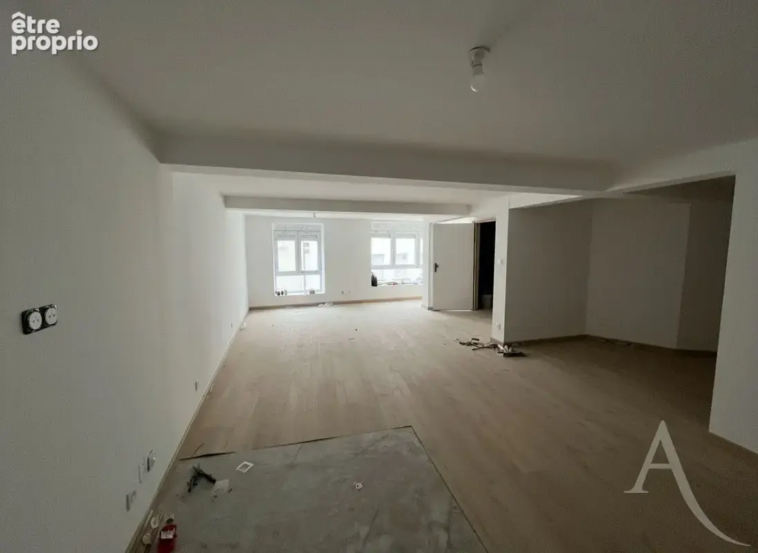 Immeuble Puttelange Aux Lacs 12 pièce(s) 330 m2 - photo 7