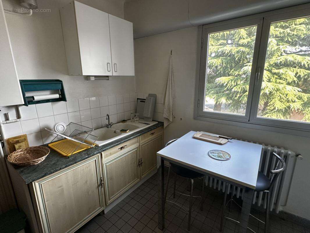 Appartement T4 rue Lavoisier à Blois - photo 3