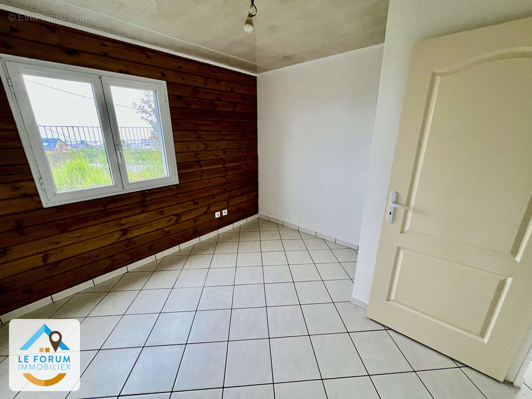 Tampon 97430 - villa de plain pied - fonctionnelle et lumineuse - cadre champetre - photo 8