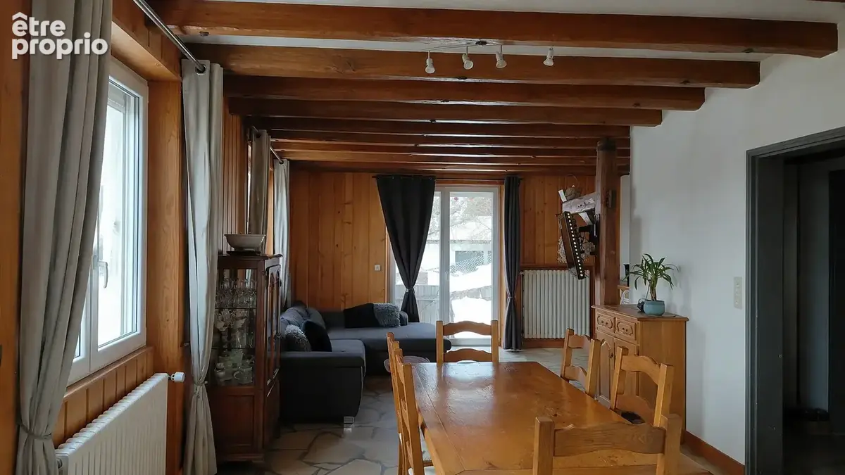 Maison 6 chambres à Orchamps-Vennes - photo 5