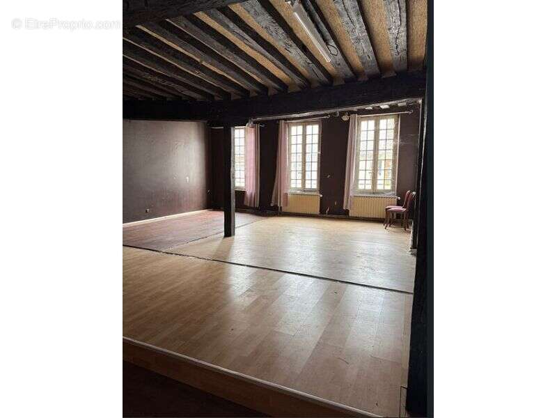 Maison 200 m² à Sens  - photo 3