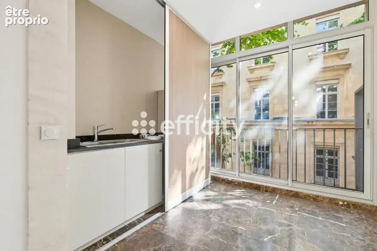 Commerce 152 m² à Avignon  - photo 7