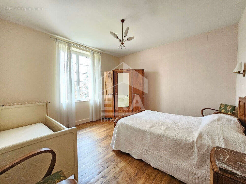 Maison à LA COURONNE
