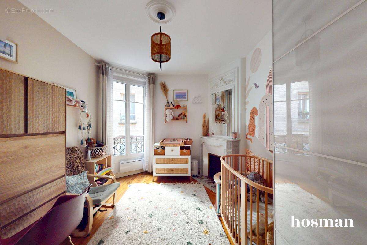 Appartement à PARIS-18E