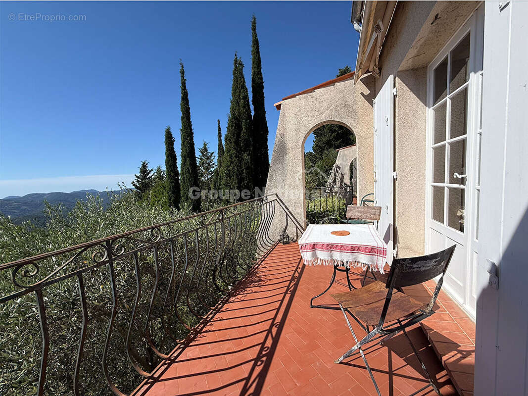 Rare sur le secteur Maison de caractère Le Tignet 4/5pièce(s) 170 m2 - photo 3