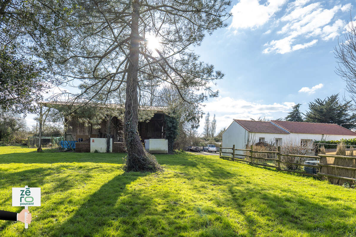 Maison à CHATEAUNEUF