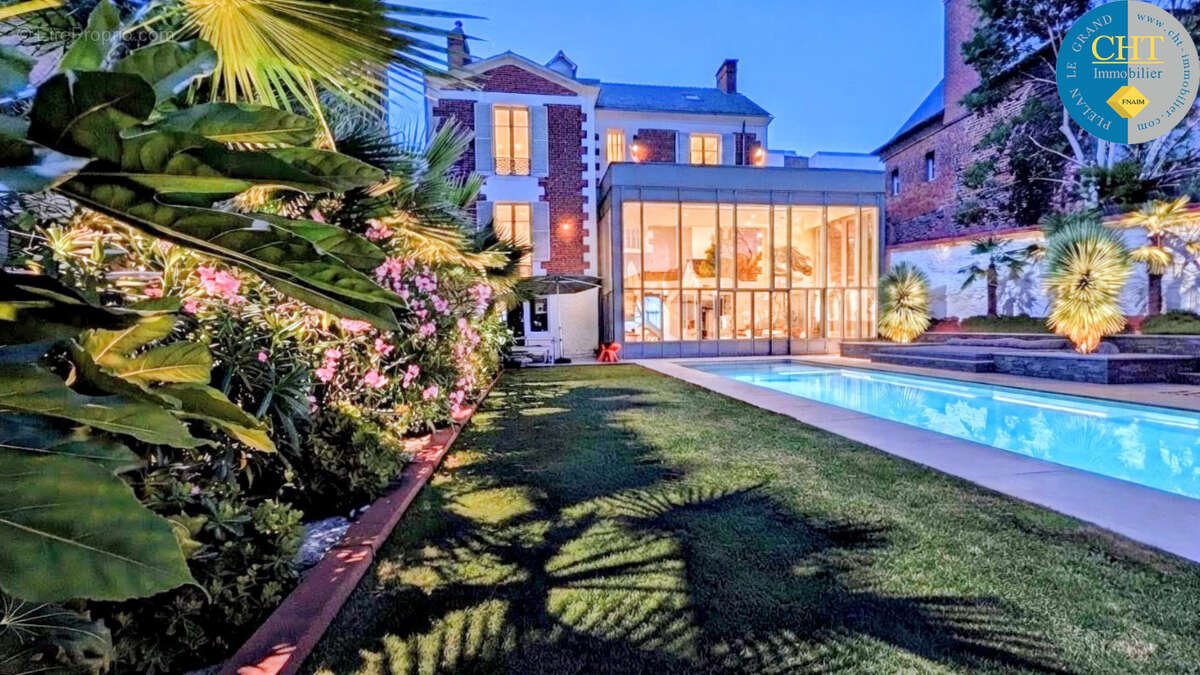 Villa de 250m2 à acheter avec 8 pièces à Rennes - photo 34