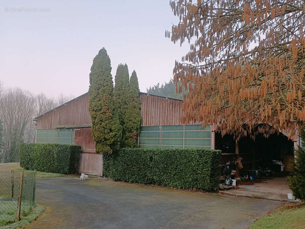 Maison à PONT-L&#039;EVEQUE