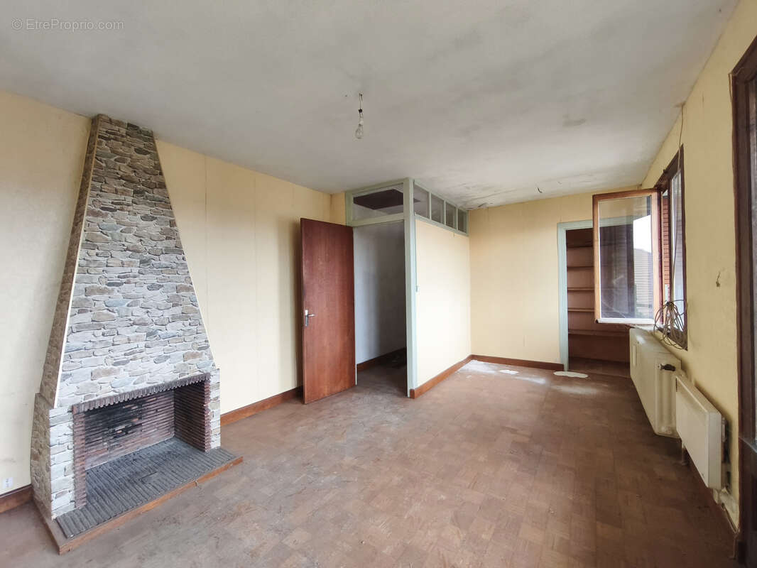 maison à rénover avec terrain - photo 4
