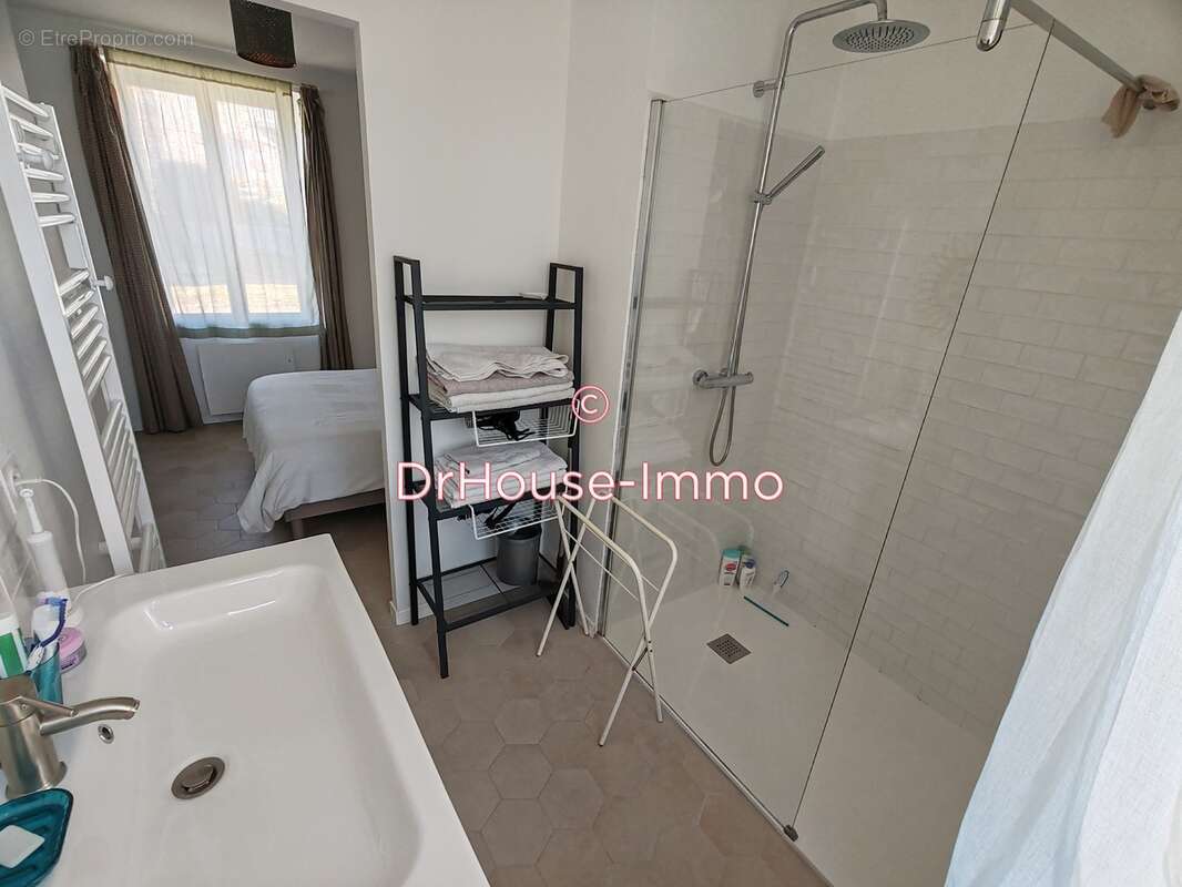 Maison à SAINT-PIERRE-DE-MAILLE