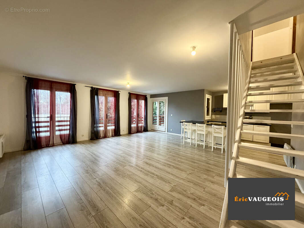 Appartement à COULOMMIERS