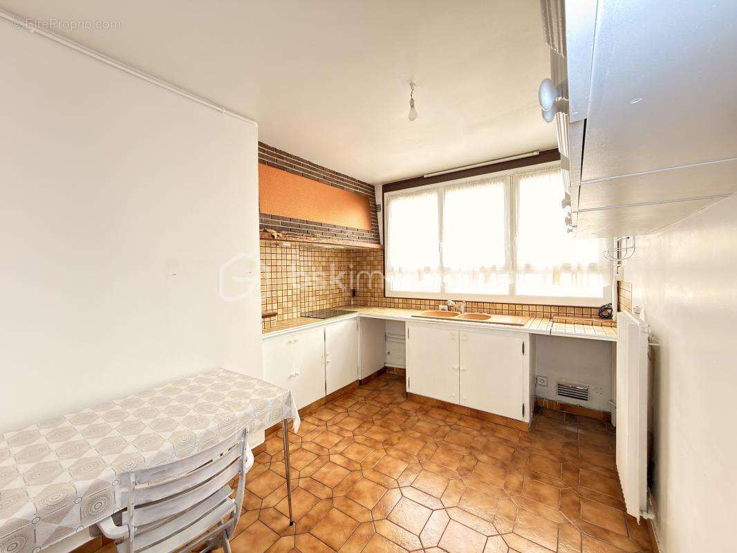 Appartement à LIVRY-GARGAN