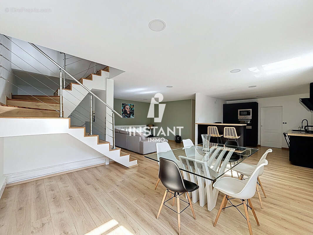 Appartement à BOISSY-SAINT-LEGER