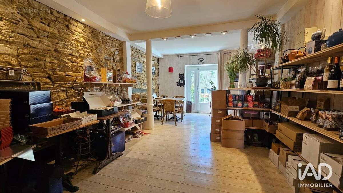 Photo 2 - Commerce à BLAIN