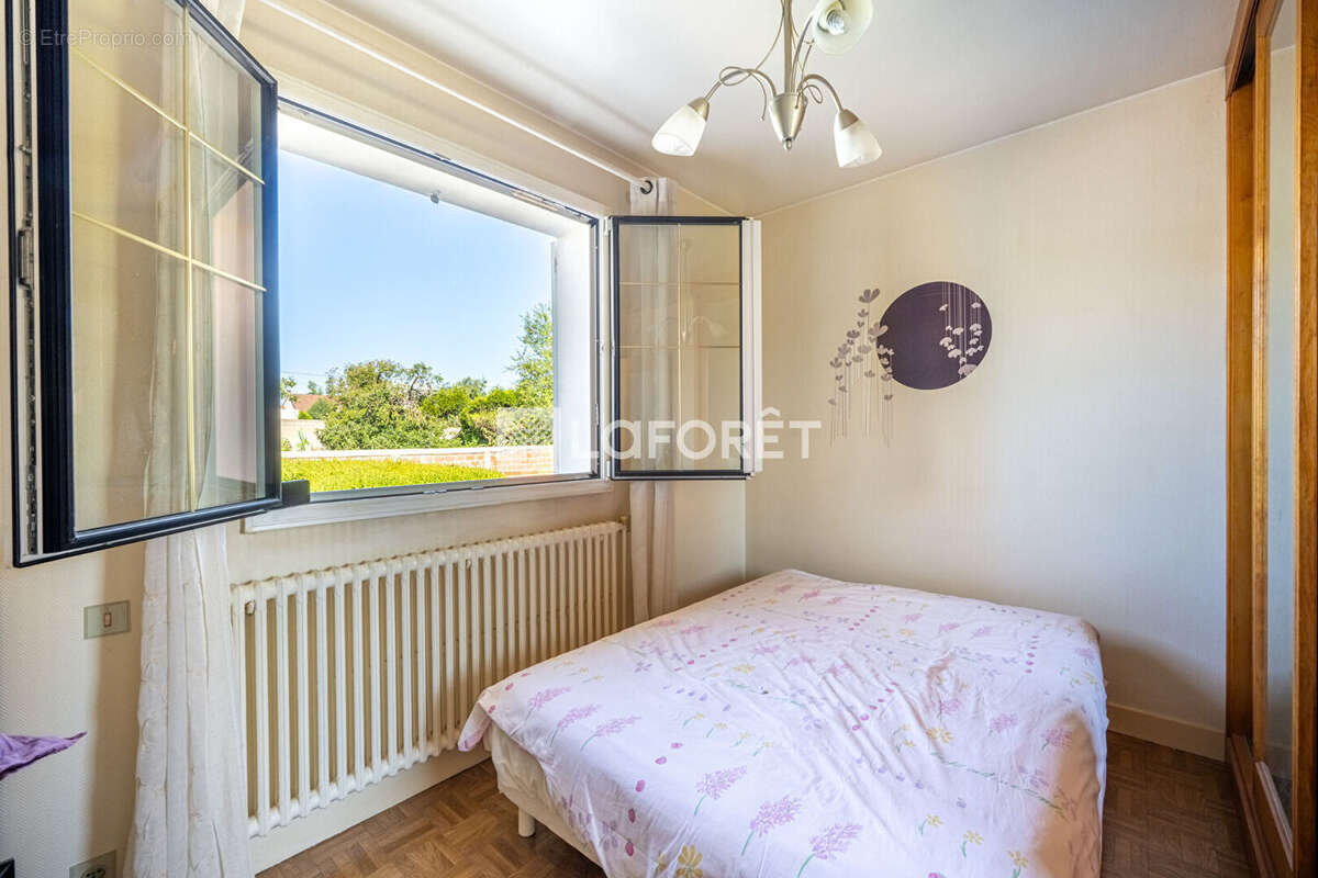 Maison Conflans Sainte Honorine 4 pièce(s) 101 m2 - photo 11