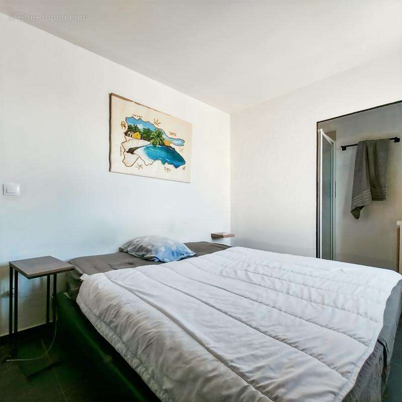 Maison à SAINT-THIBERY