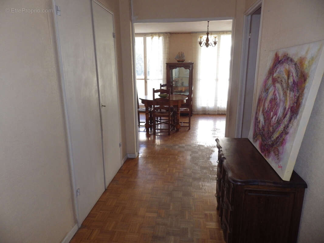 Appartement à MARSEILLE-11E