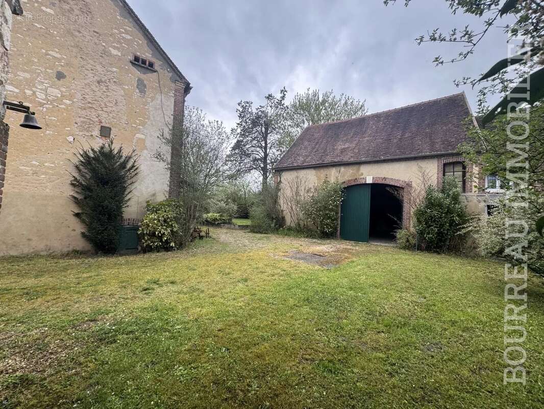 Maison à CHASSY