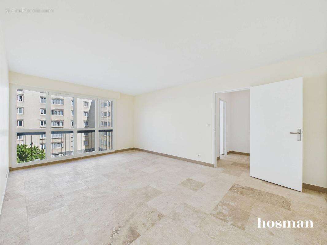 Appartement à PARIS-19E