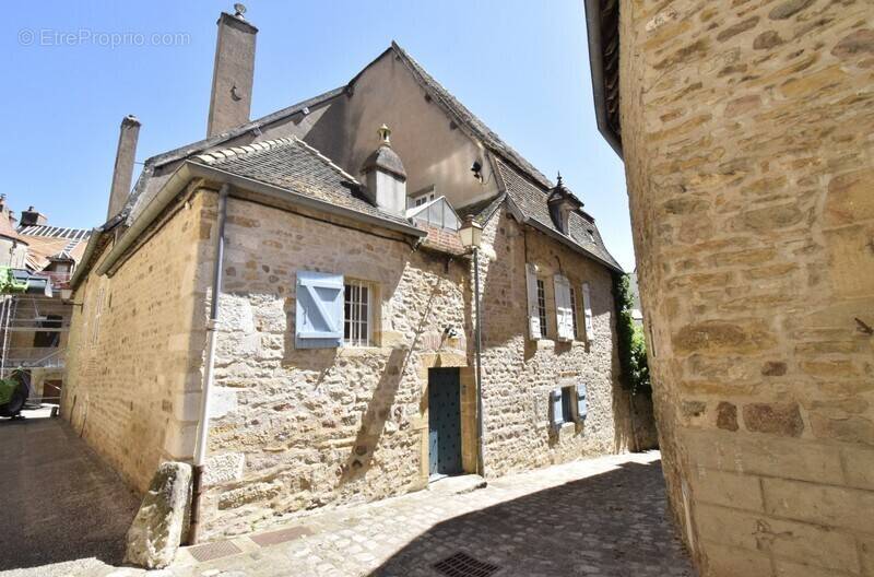 n°1 - Maison à BUXY