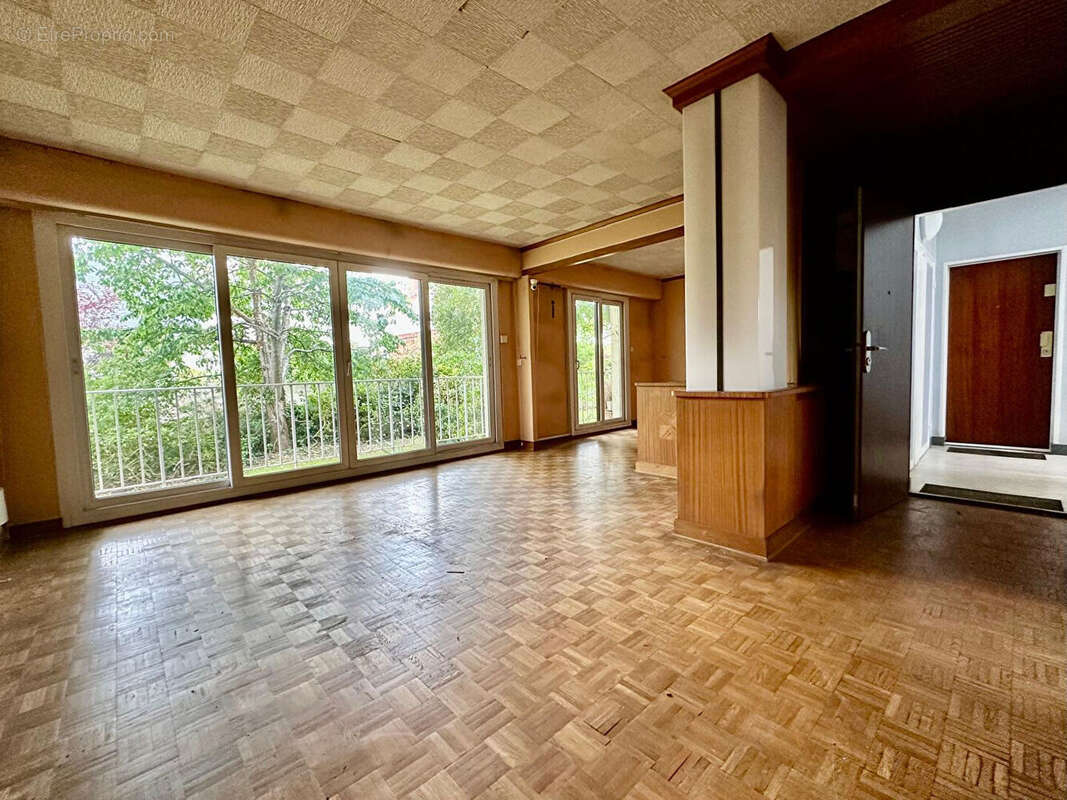 Appartement à MAISONS-LAFFITTE