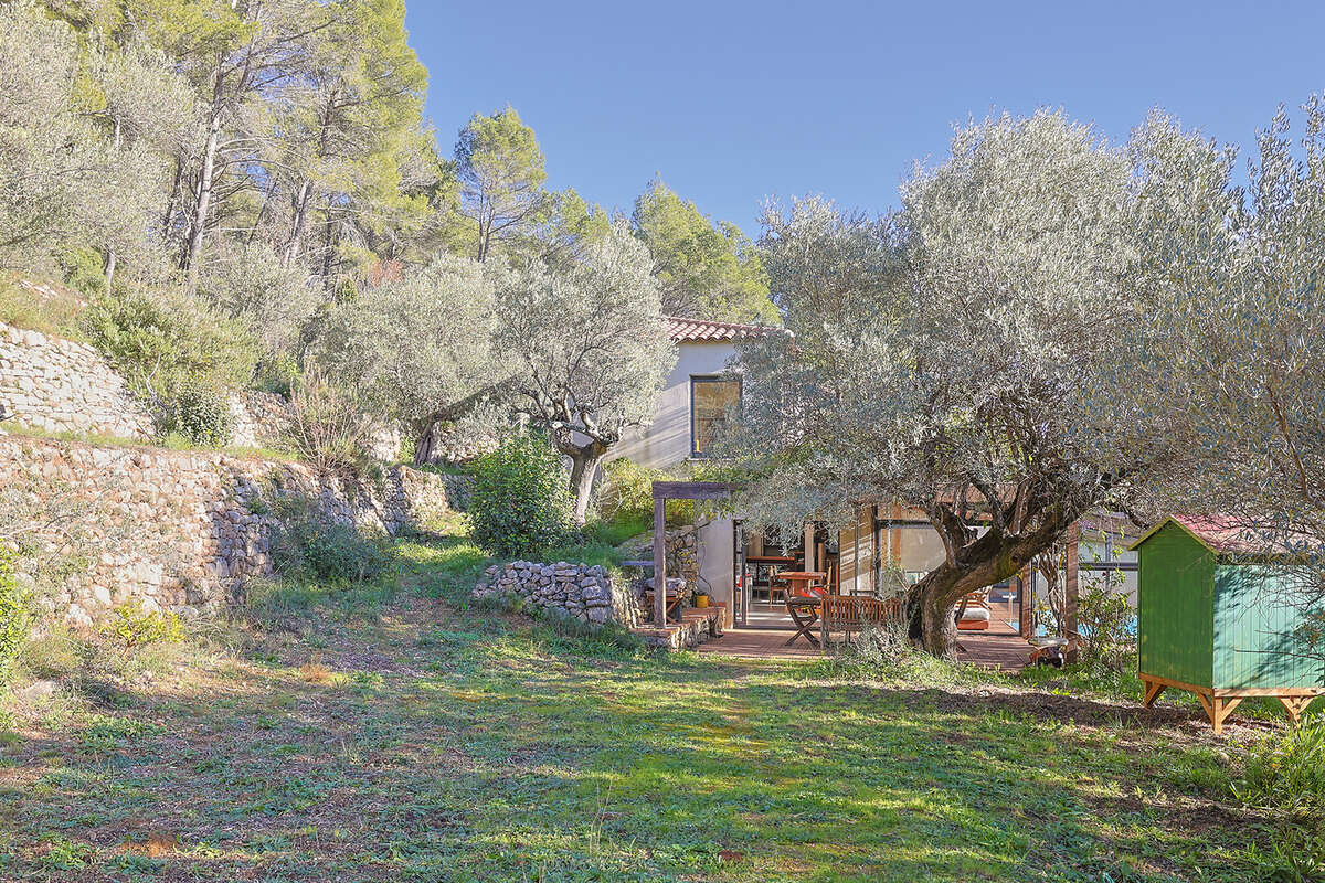 Maison à SOLLIES-PONT