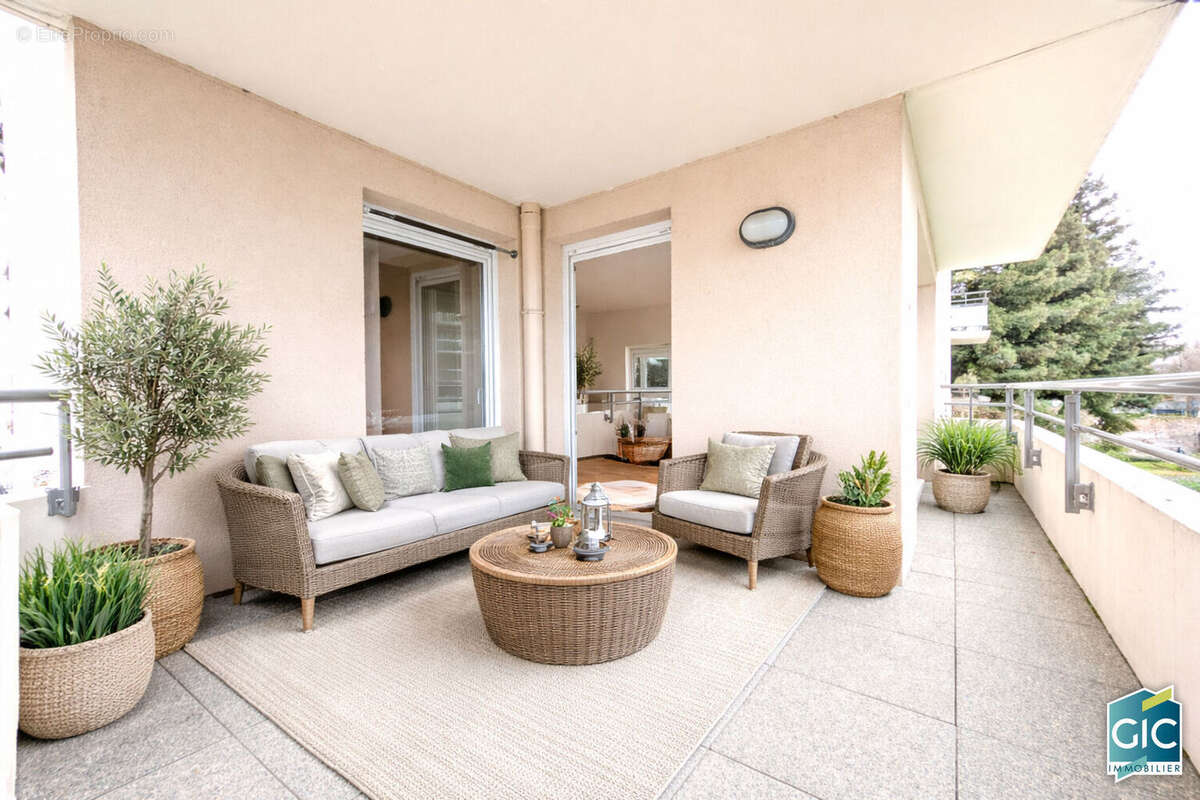 Appartement  avec terrasse et garage Caen 4 pièce(s) 86 m2 - photo 2